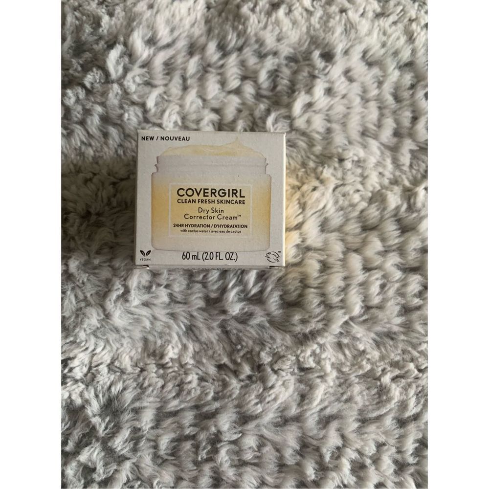 Covergirl Dry Skin Corrector Cream